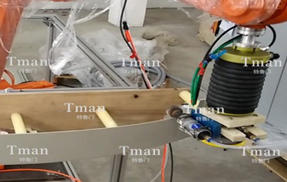 汽车尾翼自动打磨工作站