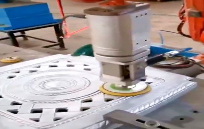 铝合金压铸件毛坯打磨工作站